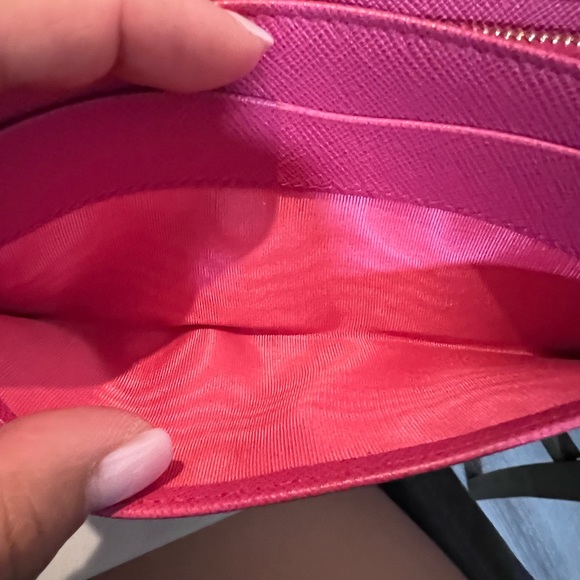 💯Authentic Prada Leather Saffiano Pink Peonia-Begonia Wallet - Picture 6 of 15